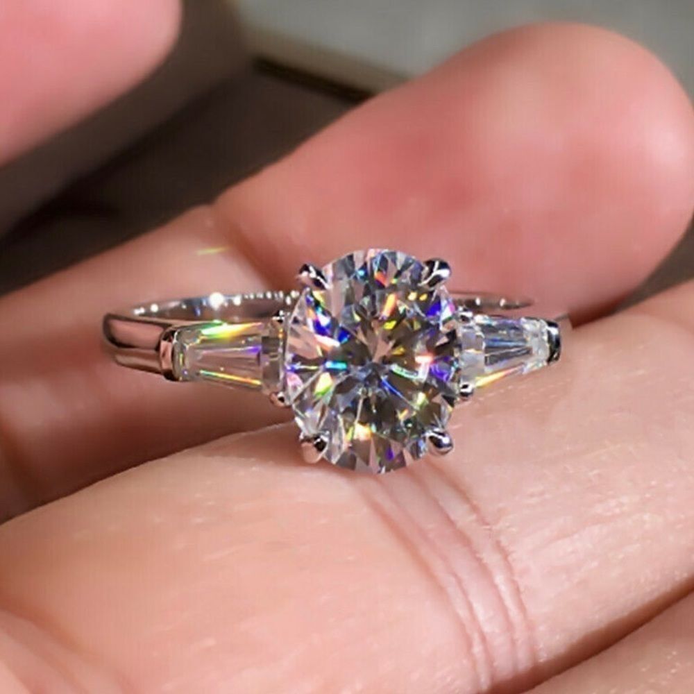 Gorgeous 925 Silver Rings Oval CZ Diamond Ring with side Baguettes